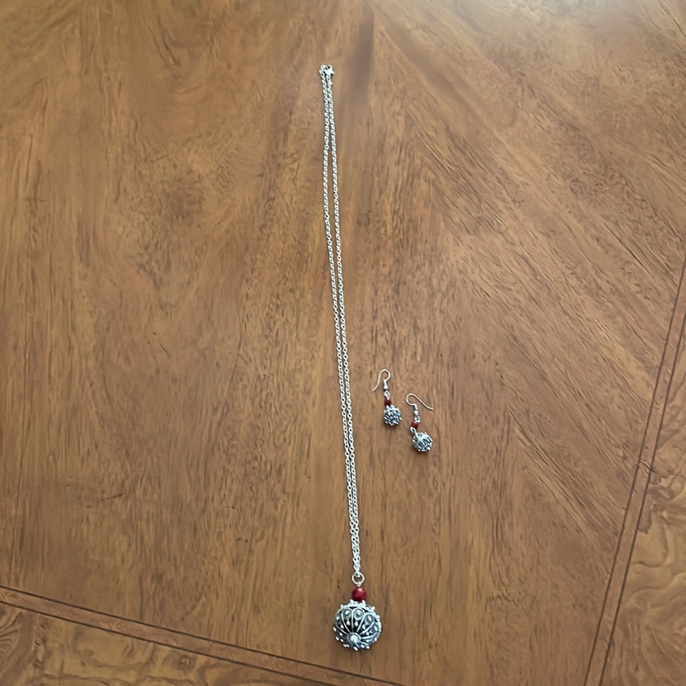 Necklace and matching earrings